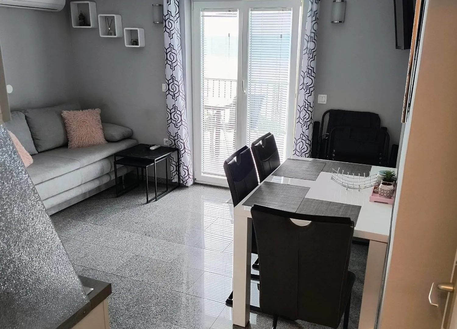 Apartments With A Parking Space Plomin, Labin - 23374 Croatia
